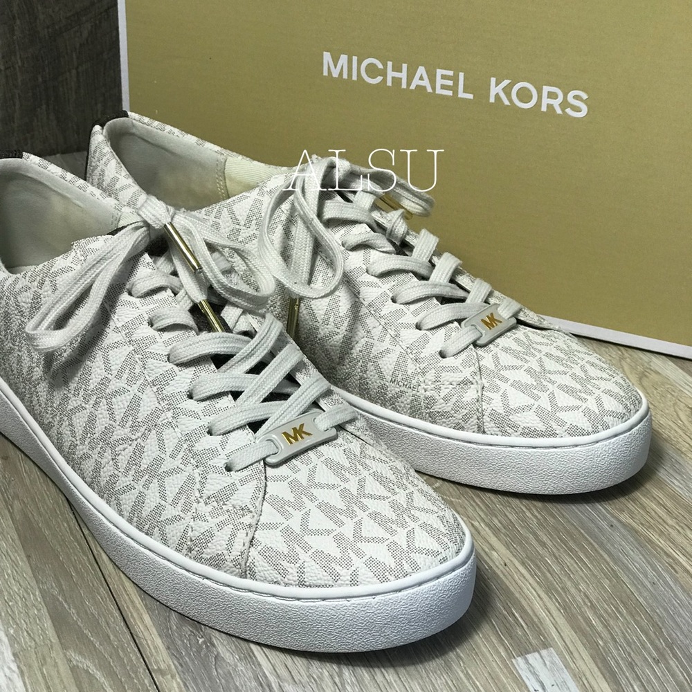 Michael Kors Catelyn Lace Up MK Signature Vanilla - Picture 2 of 8